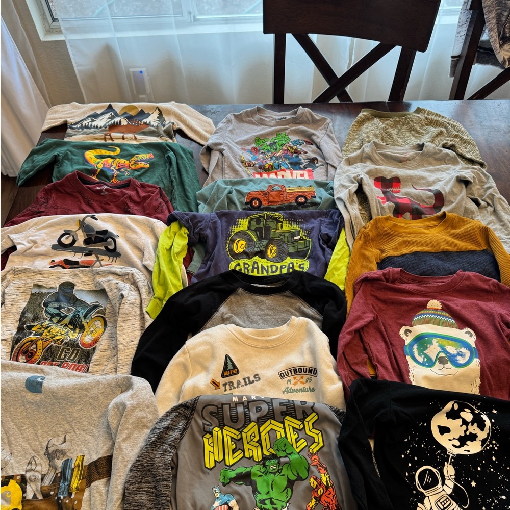Cat & Jack and marvel Graphic Tees size 4T